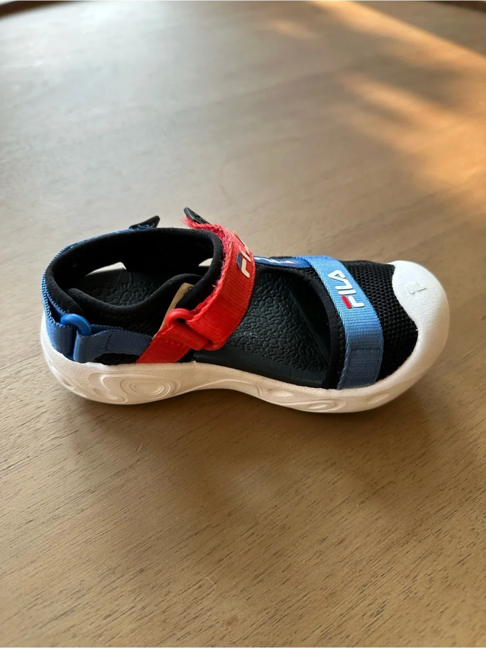 FILA Closed-Toe Sport Sandals, Size 9 Little Kid, Black Blue Red